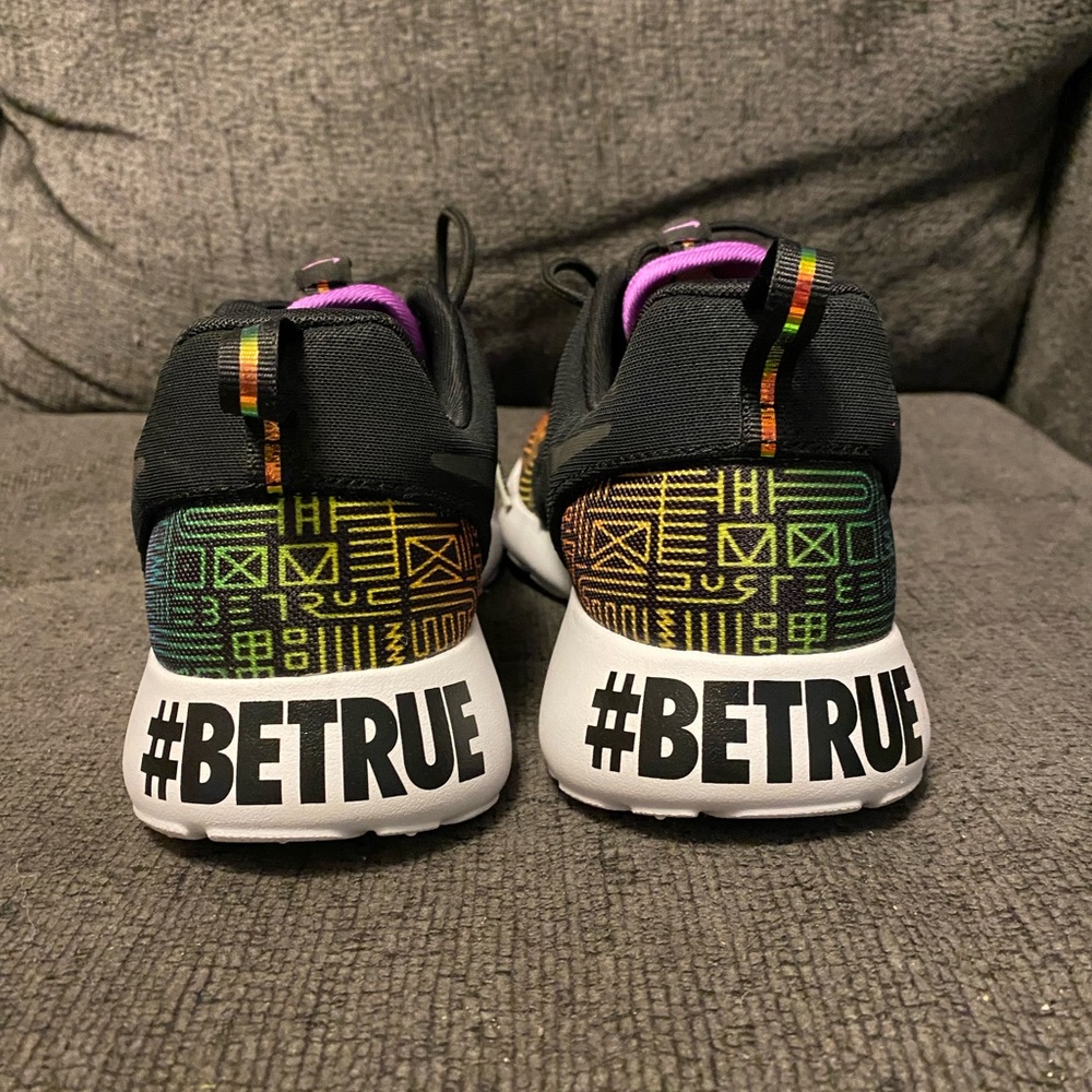 Nike Roshe Run - Picture 5 of 8